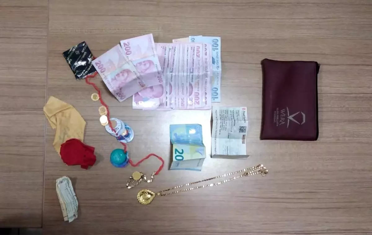 Kastamonu\'da Bulunan Cüzdan Sahibine Ulaştırıldı