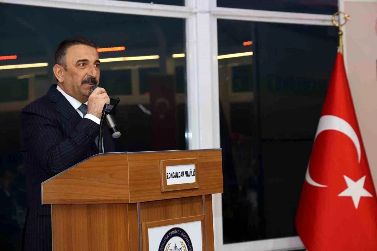 Zonguldak Valisi Osman Hacıbektaşoğlu, gaziler ve şehit aileleriyle iftarda bir araya geldi