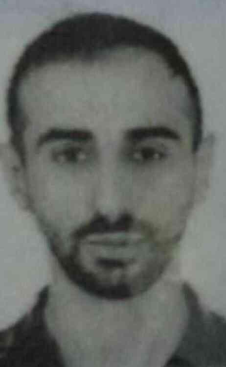 'Arkadaşımız öldürülmüş' diye polisi aradılar, cinayet silahı otomobillerinde çıktı 'Arkadaşımız öldürülmüş' diye polisi aradılar, cinayet silahı otomobillerinde çıktı