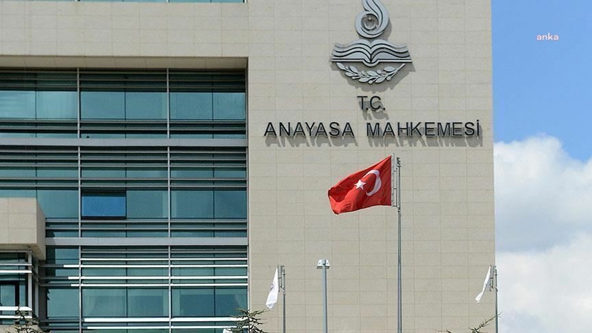 Anayasa Mahkemesi, Kamulaştırma Bedelinin Mahkemeye Depo Edilmesi Zorunluluğunu İptal Etti