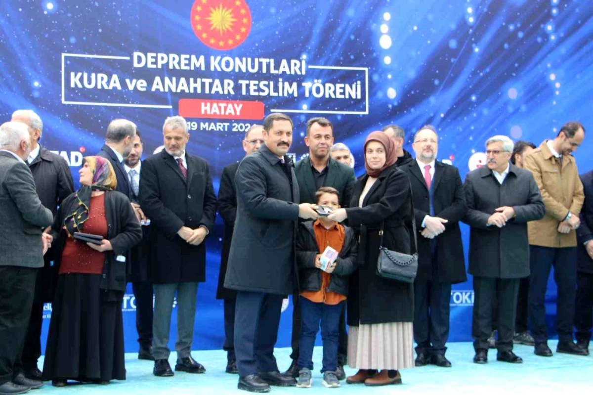 Bakan Özhaseki, "TOKİ\'miz son 22 yıl içerisinde 1 milyon 340 bin konut yaptı"