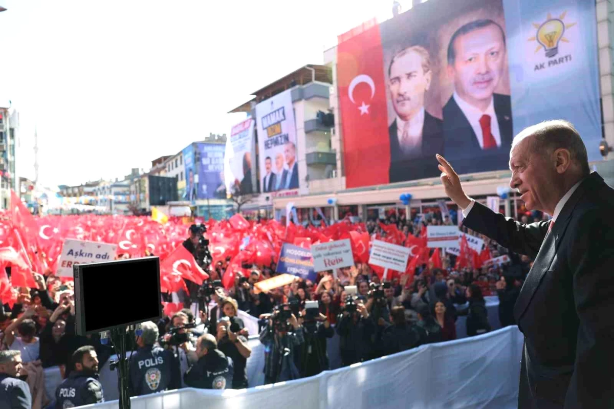 Cumhurbaşkanı Erdoğan: Beklentiler karşılanmayınca suçu millete atmak yok