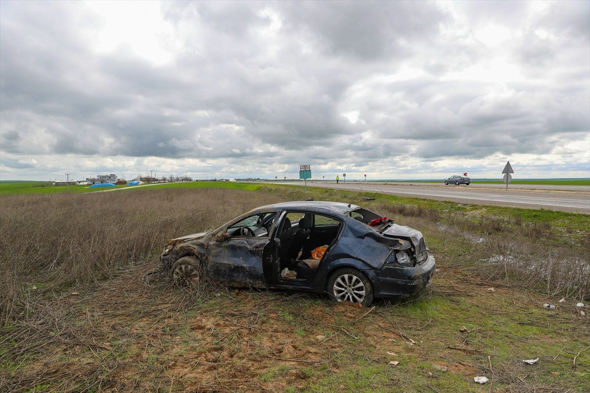 Diyarbakır\'da trafik kazasında 3 kişi yaralandı