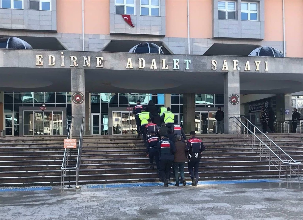 Edirne\'de Son Bir Haftada 105 Aranan Şüpheli Yakalandı