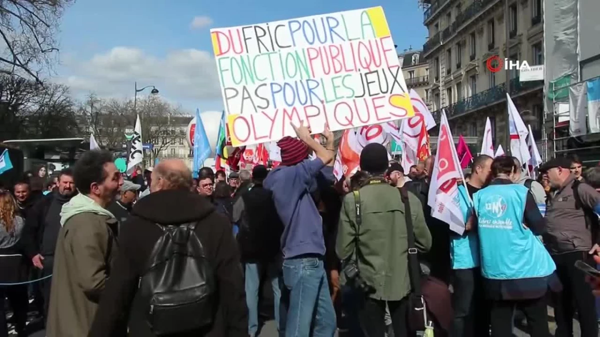 Fransa\'da kamu çalışanları zam talebiyle greve gitti