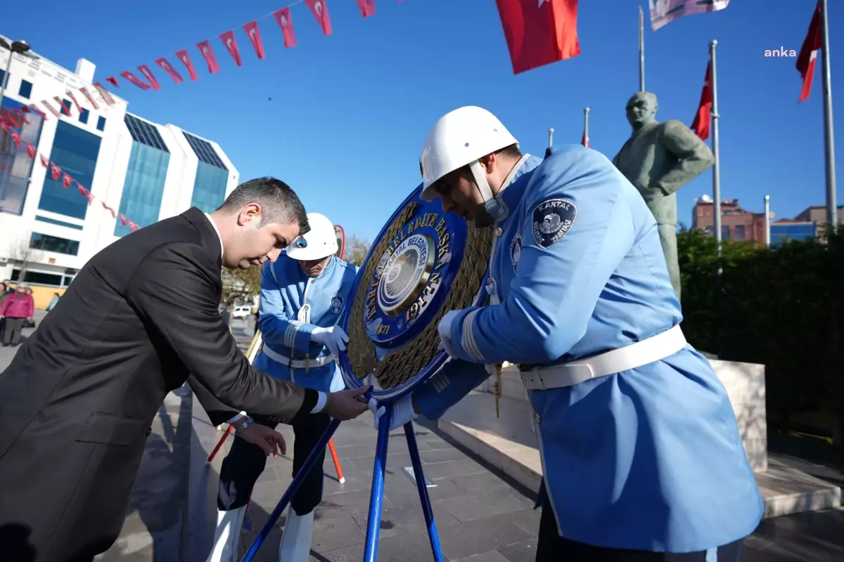 Kartal Belediye Başkanı Gökhan Yüksel, Çanakkale Zaferi\'ni Anma Törenlerine Katıldı