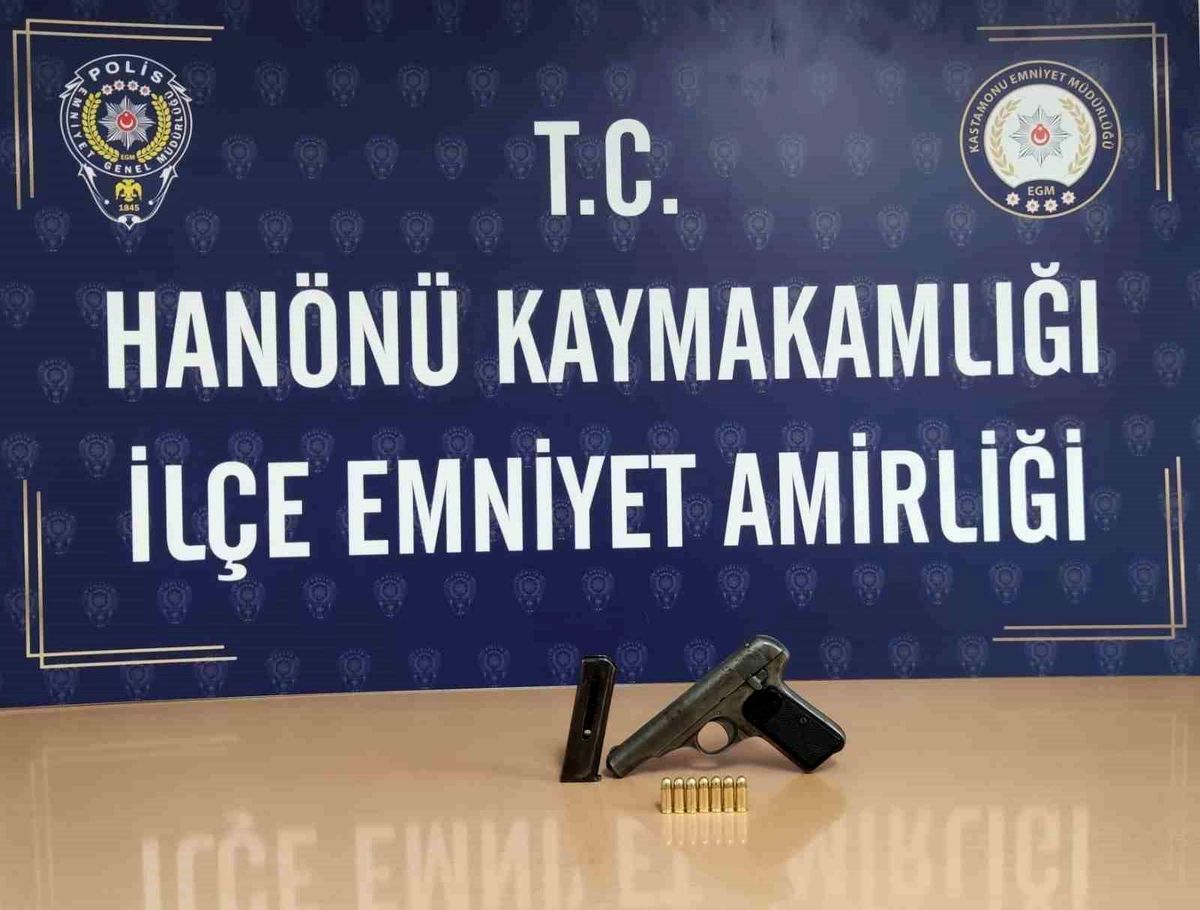 Kastamonu\'da Ruhsatsız Tabanca Yakalanan Şahıs Hakkında Adli İşlem Başlatıldı
