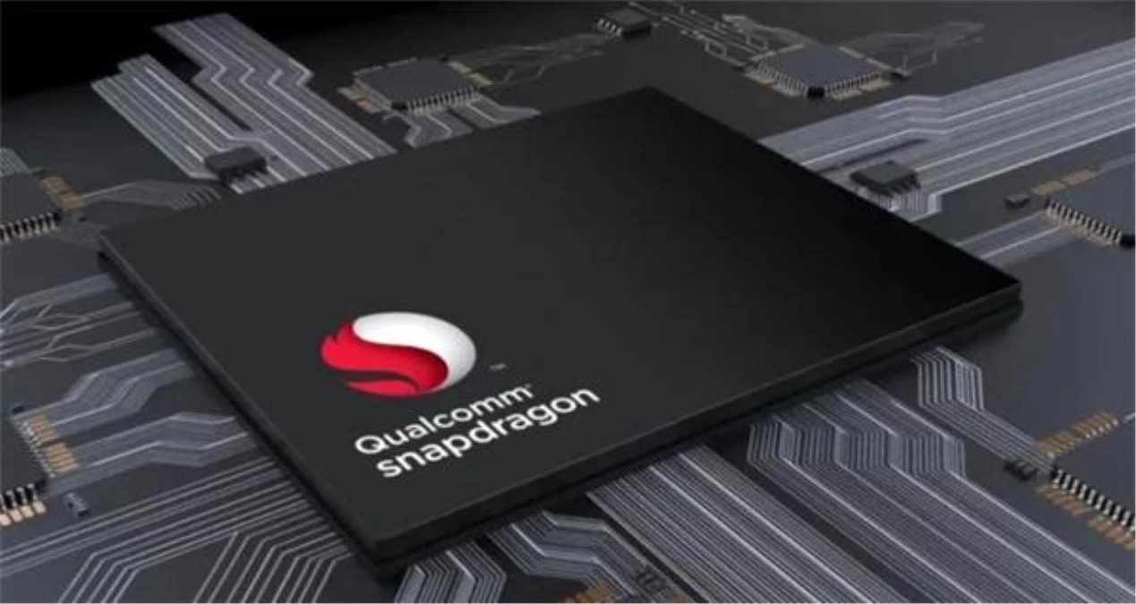Qualcomm Snapdragon 8s Gen 3 kullanan ilk telefon Moto X50 Ultra olacak