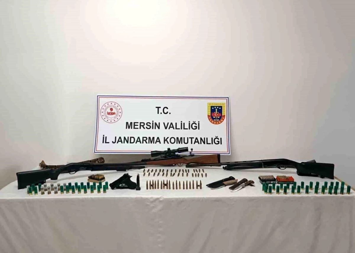 Mersin\'de Jandarma Operasyonu: 4 Silah Ele Geçirildi, 1 Şüpheli Gözaltına Alındı
