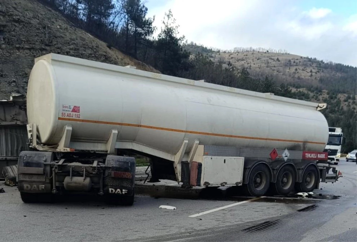 Samsun\'da Tanker ve Kamyonun Çarpıştığı Kazada 1 Kişi Yaralandı