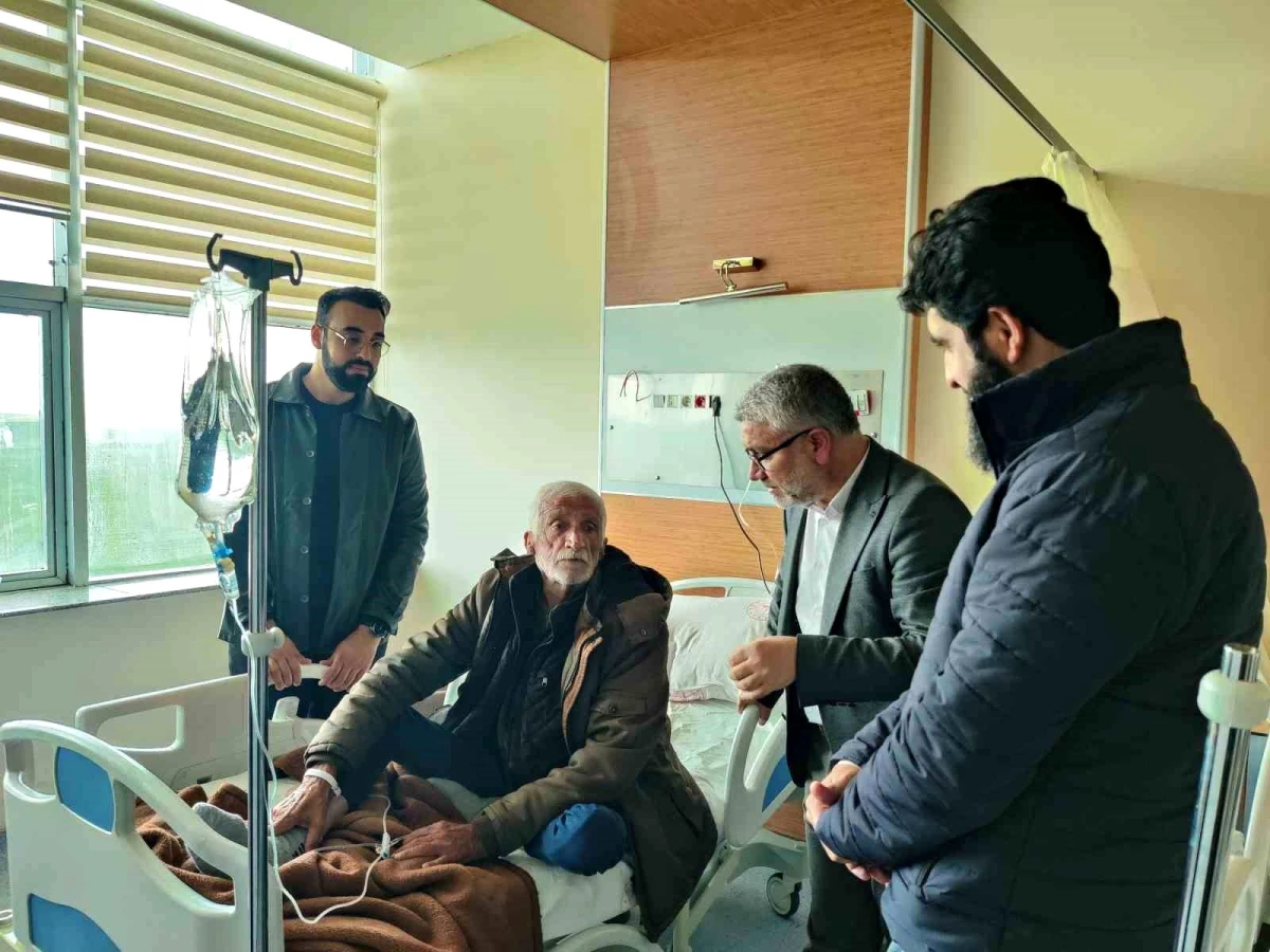 Diyarbakır\'da hastane odalarına seccade ve dergi bırakıldı