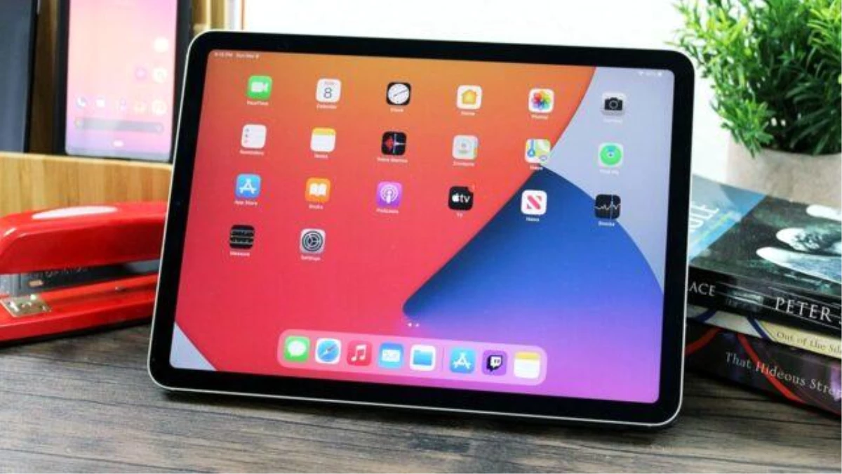 Apple, 12,9 inç iPad Air çıkarmayacak mı?