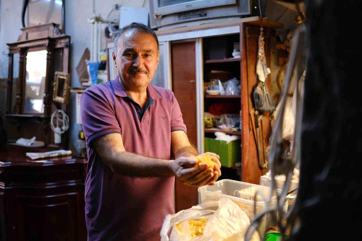Unutulmaya Yüz Tutmuş Gomalak Ustası Ayhan Kaymak, Gençlere Mesleği Öğretmek İstiyor