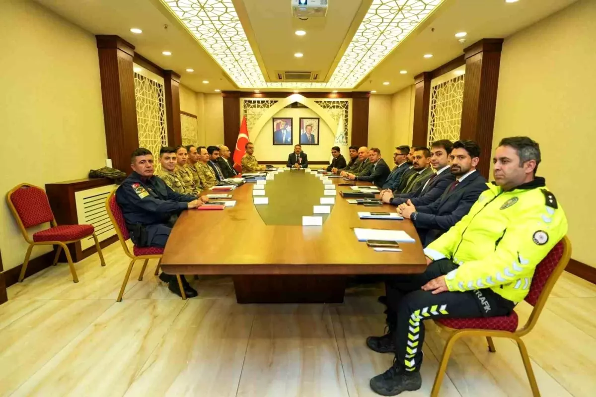 Hakkari\'de Haftalık Asayiş Toplantısı Yapıldı