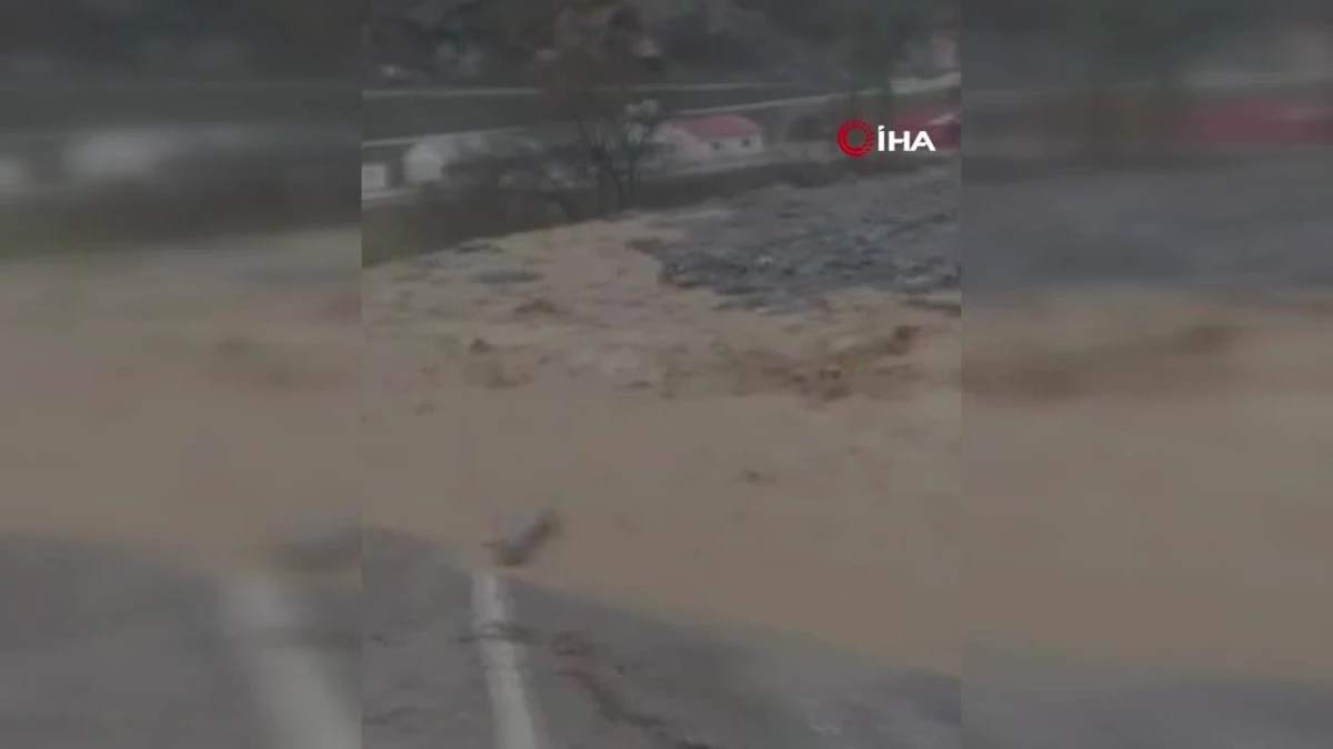 Yüksekova-Dağlıca karayolu çökme nedeniyle ulaşıma kapandı
