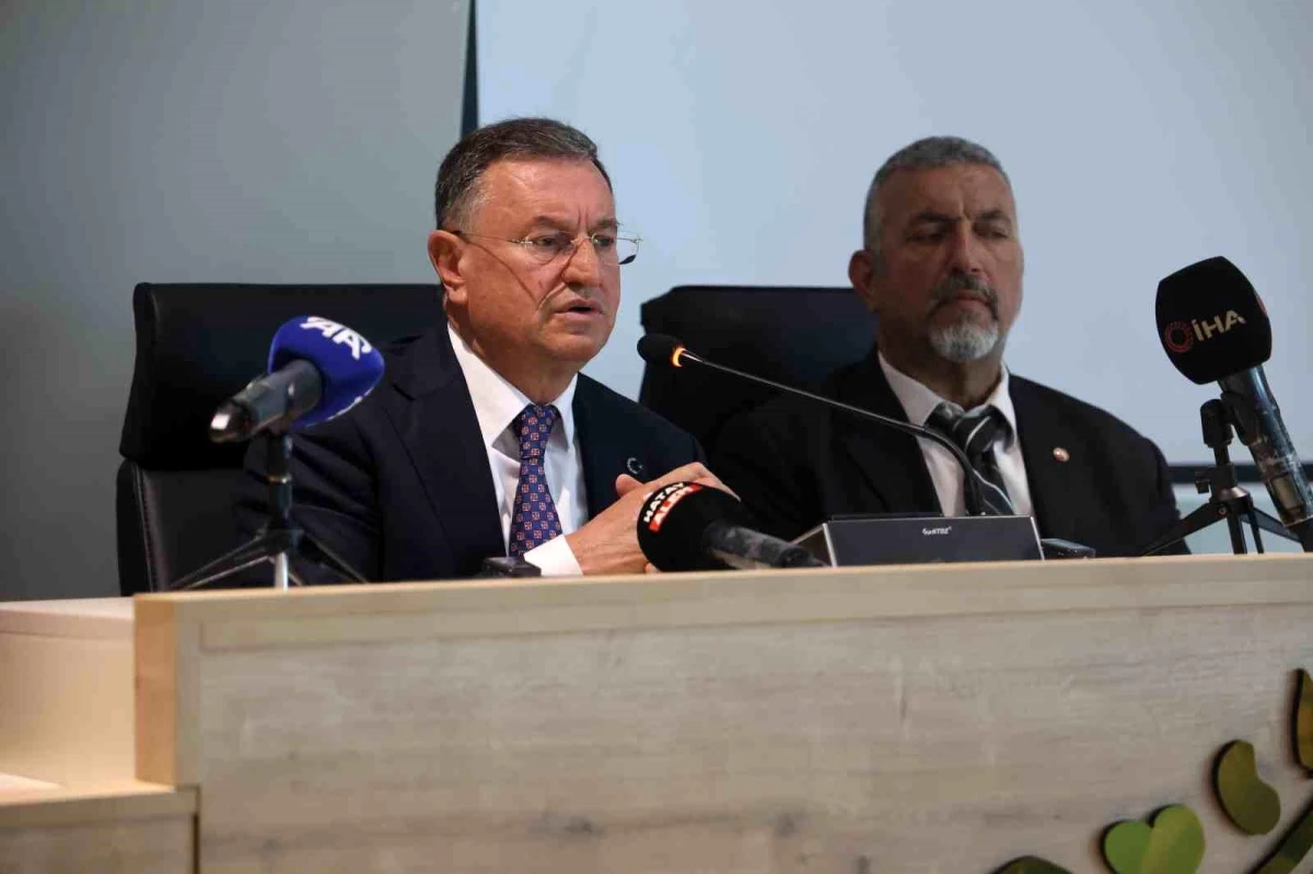 Adalet Partisi, Hatay Büyükşehir Belediye Başkanı Lütfü Savaş\'ı destekliyor