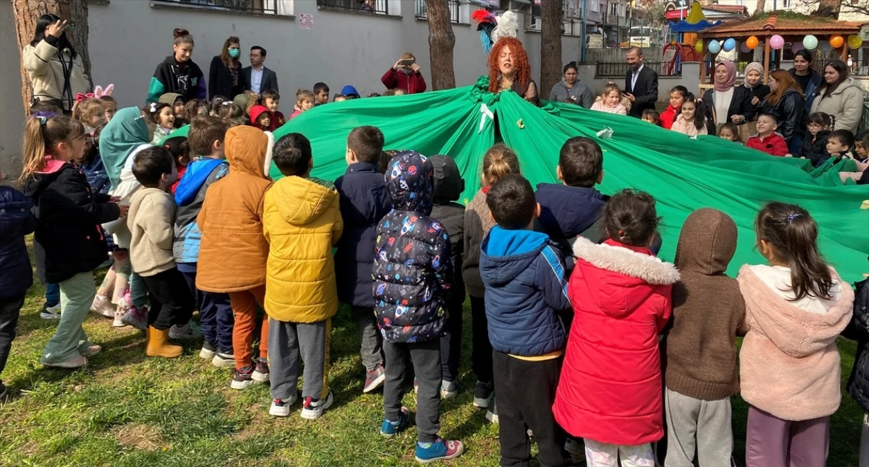 Alaşehir\'de Kütüphane Haftası Kutlamaları Başladı