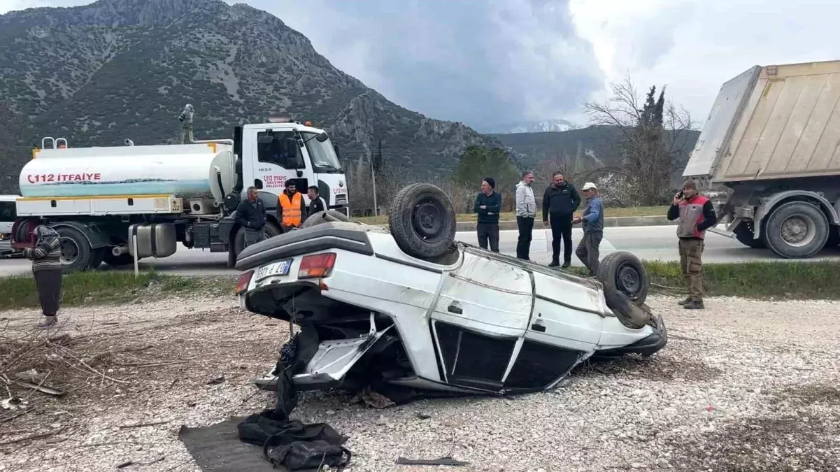 Burdur-Antalya Karayolunda Lastiği Patlayan Otomobil Takla Attı, 1 Yaralı