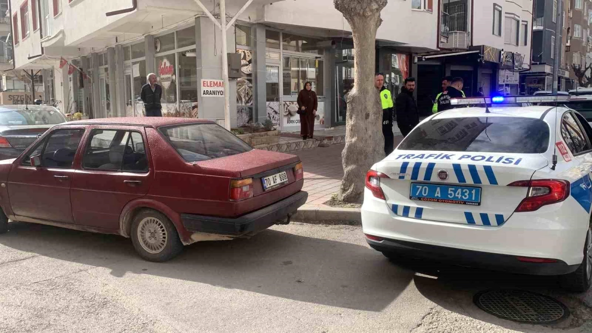 Karaman\'da Park Halindeki Araçların Arasından Geçmeye Çalışan Çocuk, Seyir Halindeki Otomobile Çarptı