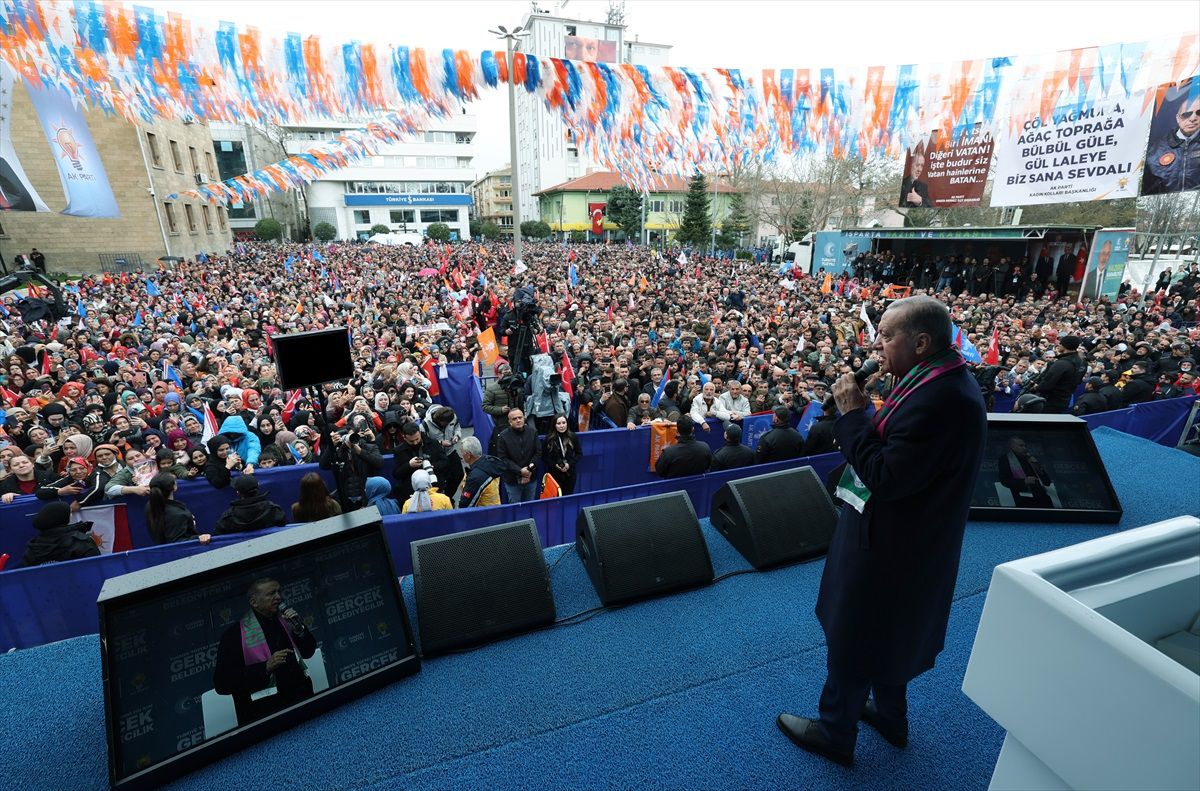 Cumhurbaşkanı Erdoğan: "Gazze\'deki katliamların üzüntüsüyle buruk bir ramazan yaşıyoruz.