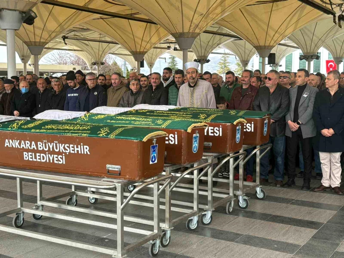 Ankara\'da kocası tarafından öldürülen Derya Çetinkaya son yolculuğuna uğurlandı