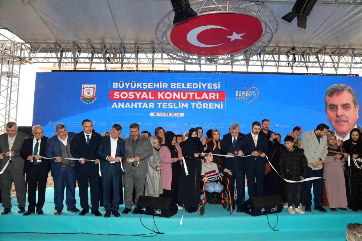 Şanlıurfa Büyükşehir Belediyesi, Sosyal Konutları Hak Sahiplerine Teslim Etti