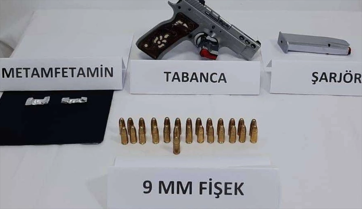Kayseri\'de sentetik uyuşturucu ve tabanca bulunan 2 şüpheli gözaltına alındı