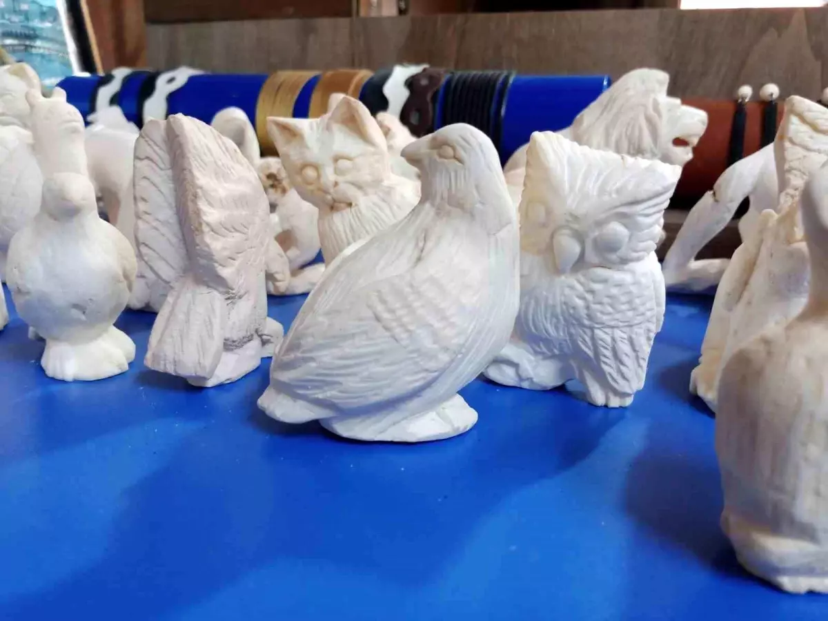 Tarihi Odunpazarı Evleri Bölgesi\'ndeki esnaf, yaz sezonundan umutlu