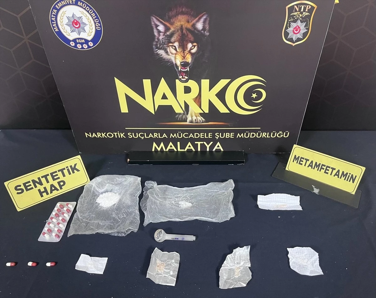 Malatya\'da sokak satıcılarına yönelik uyuşturucu operasyonunda 3 şüpheli tutuklandı