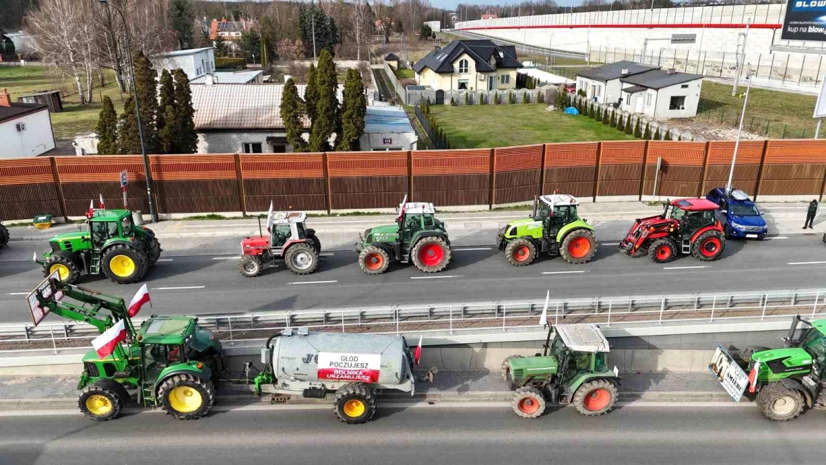 Polonyalı Çiftçiler AB Tarım Politikalarını Protesto Ediyor