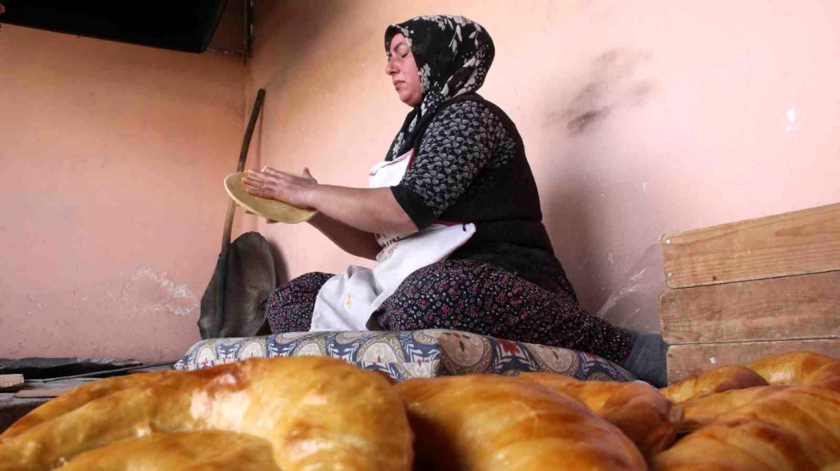 Erzincan\'da Tandır Kete Ramazan Ayında Yoğun İlgi Görüyor