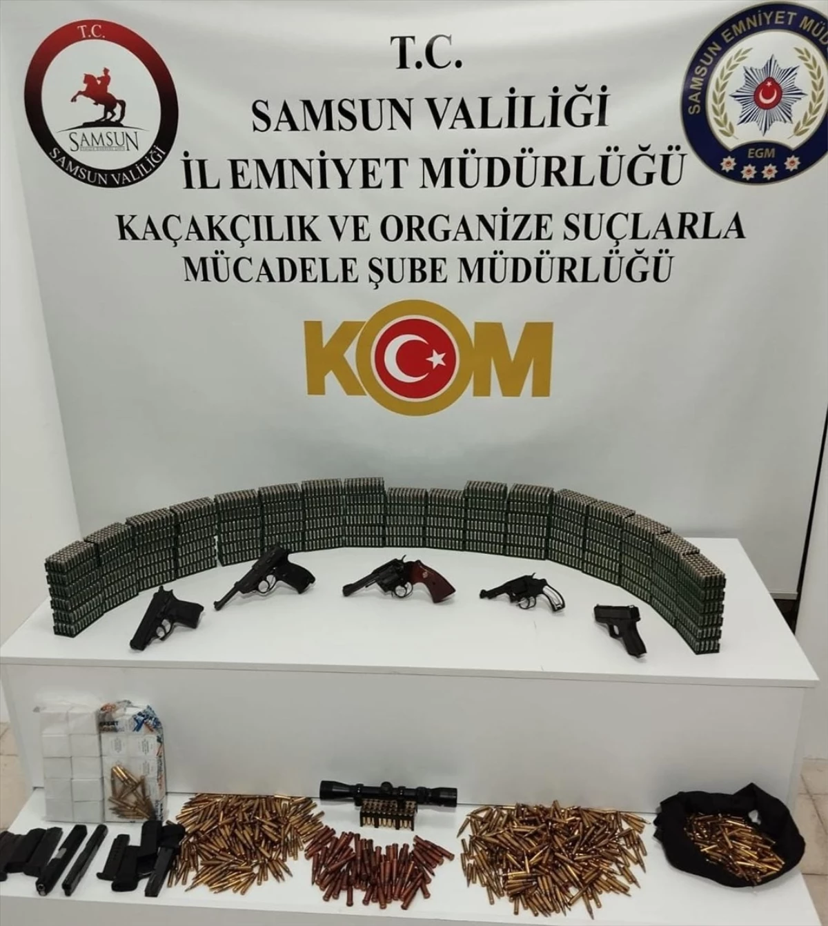 Samsun\'da Silah Kaçakçılığı Operasyonunda 5 Şüpheli Gözaltına Alındı