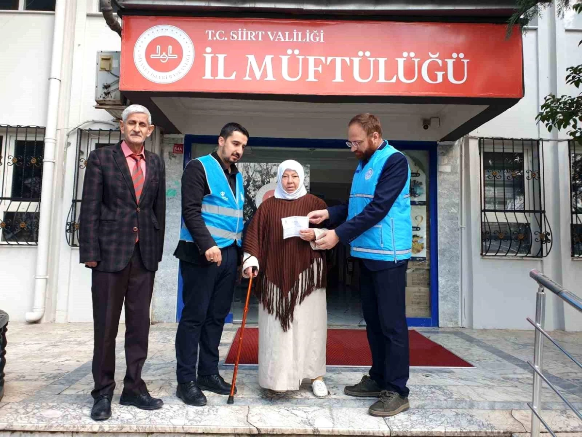 85 yaşındaki kadın kefen parasını Gazze\'ye bağışladı