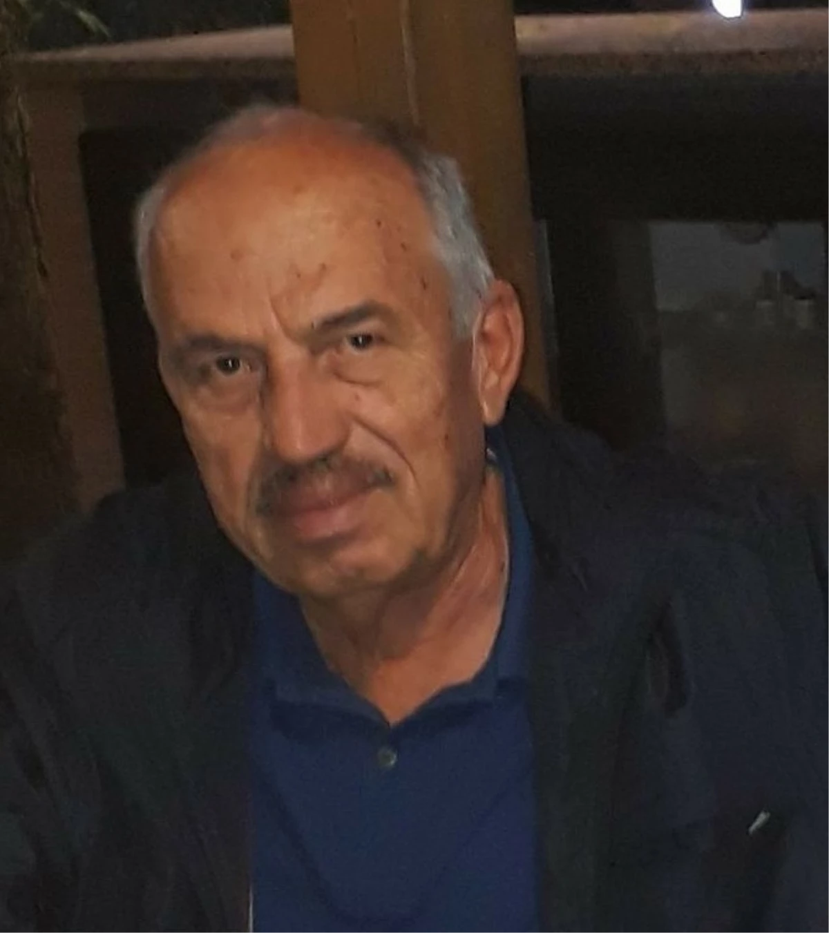 Sinema sanatçısı Ahmet Canbazoğlu\'nun ağabeyi, evinde dövülerek öldürüldü