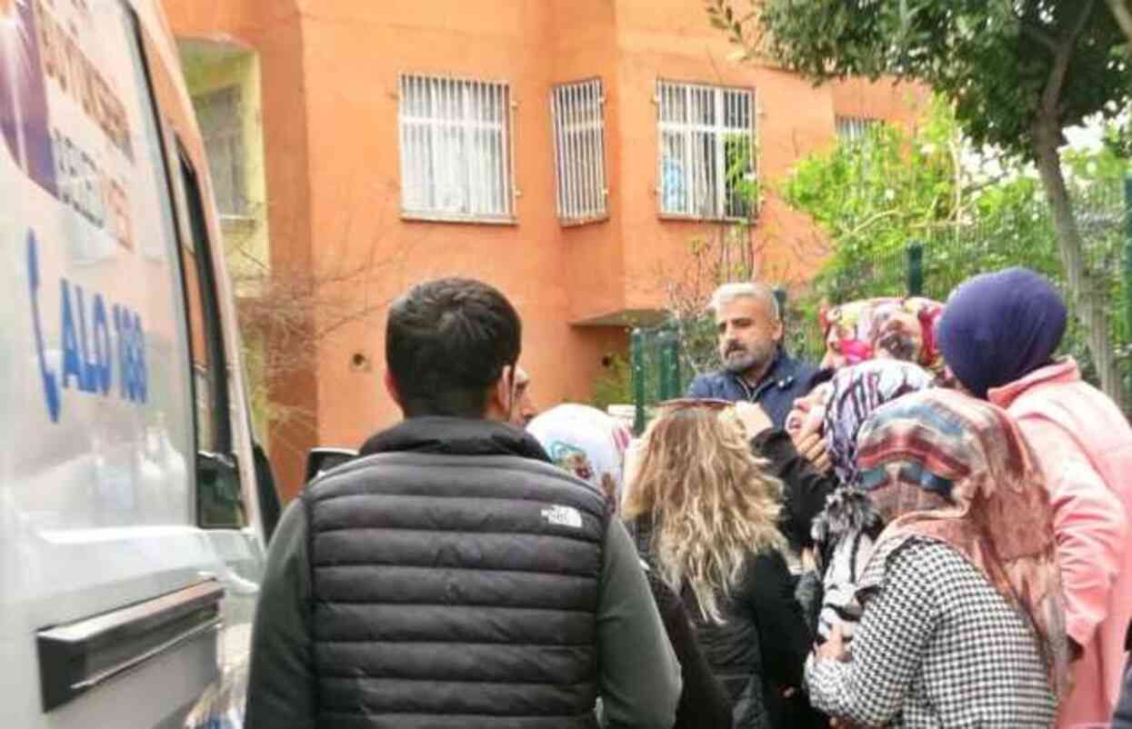 Üniversitedeki sınava giden annenin 3 aylık bebeği evde çıkan yangında öldü Üniversitedeki sınava giden annenin 3 aylık bebeği evde çıkan yangında öldü