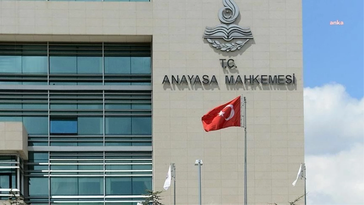 Anayasa Mahkemesi\'nin Yeni Başkanı Kadir Özkaya Oldu