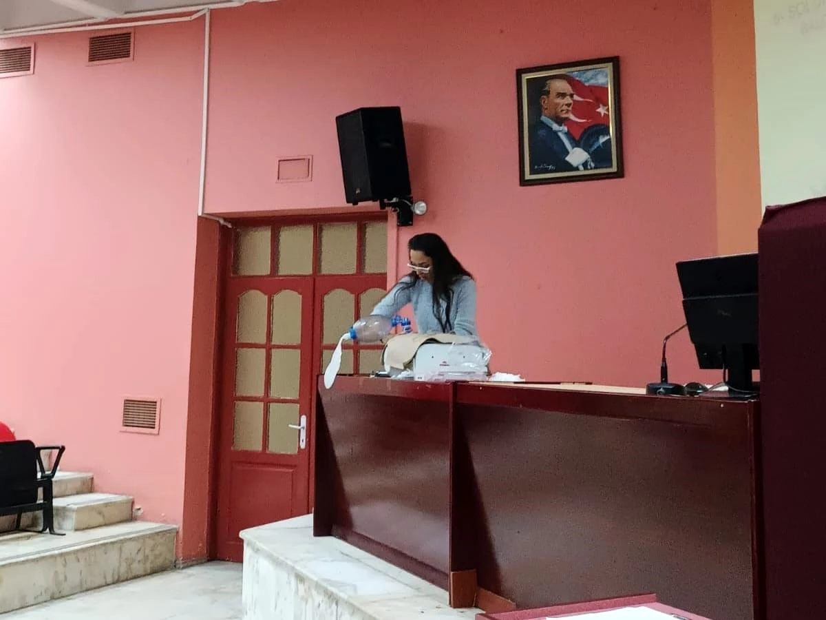 Aydın Devlet Hastanesi Acil Servis Personeline Eğitim Verildi