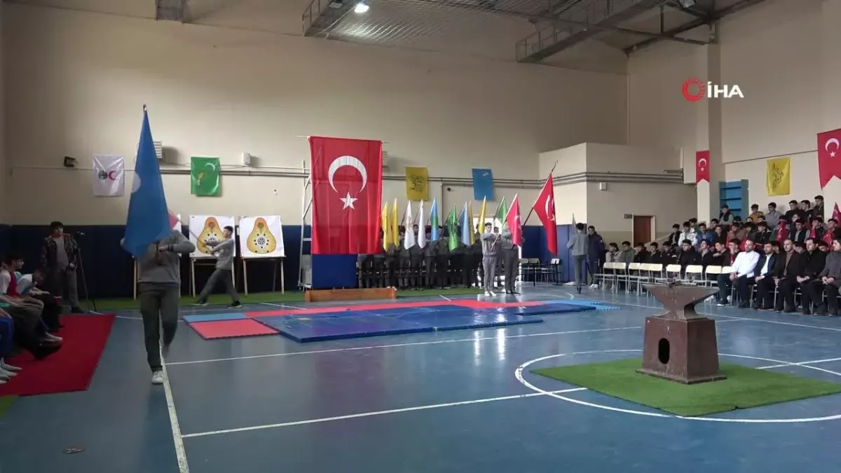 Baharın muştusu Nevruz coşkuyla kutlandı