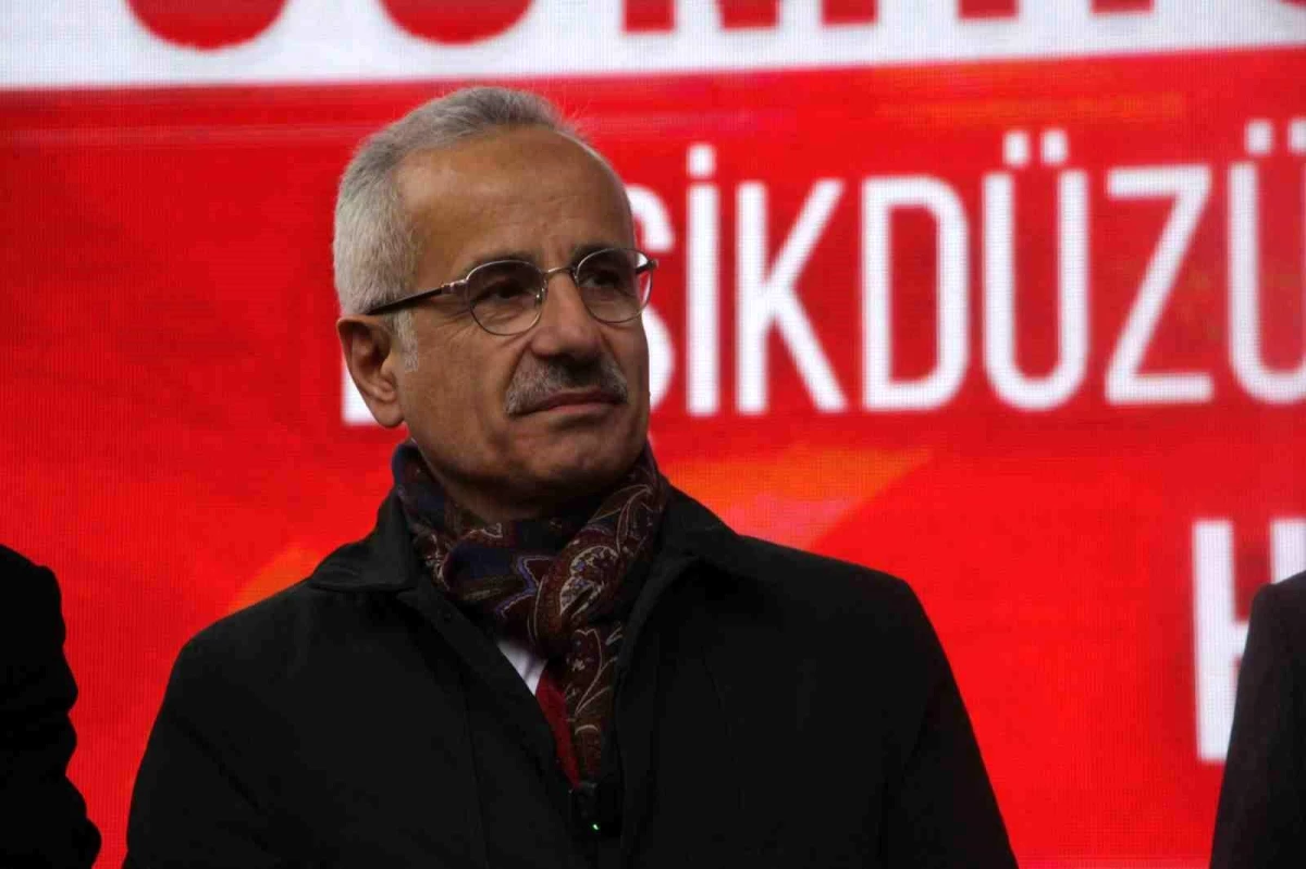 Ulaştırma ve Altyapı Bakanı Abdulkadir Uraloğlu: \'Ne söz vermişsek yapacağız\'
