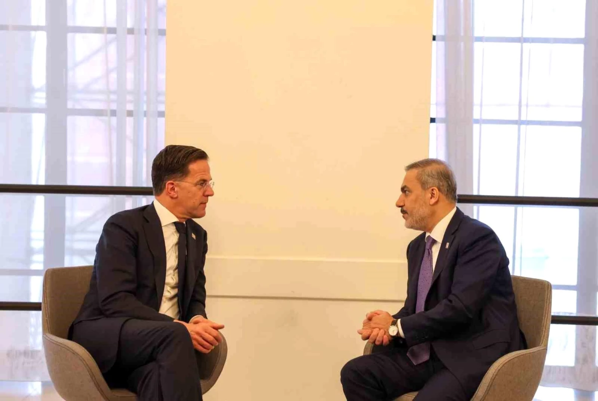Dışişleri Bakanı Hakan Fidan, Brüksel\'de Hollanda Başbakanı Mark Rutte ve Uluslararası Enerji Ajansı İcra Direktörü Fatih Birol ile görüştü