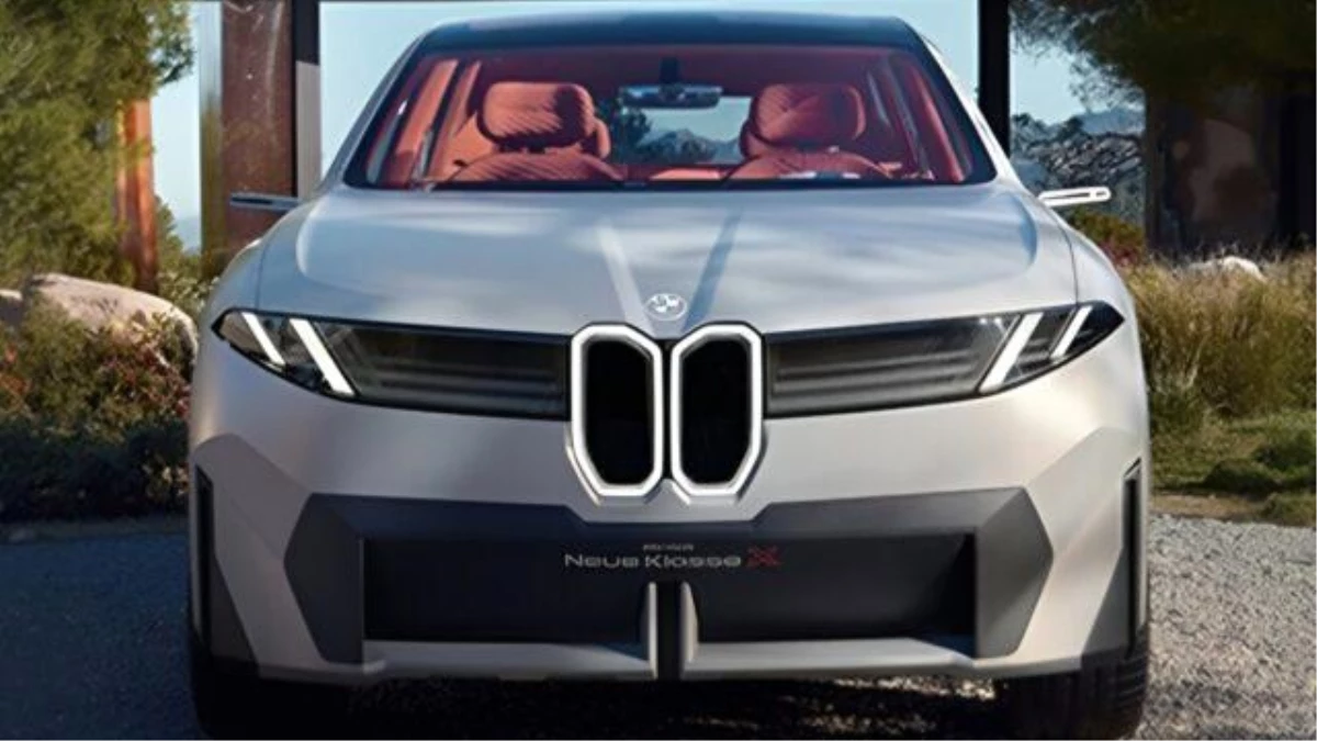 BMW\'nin yeni elektrikli aracı Neue Klasse X konsept tasarımıyla dikkat çekiyor