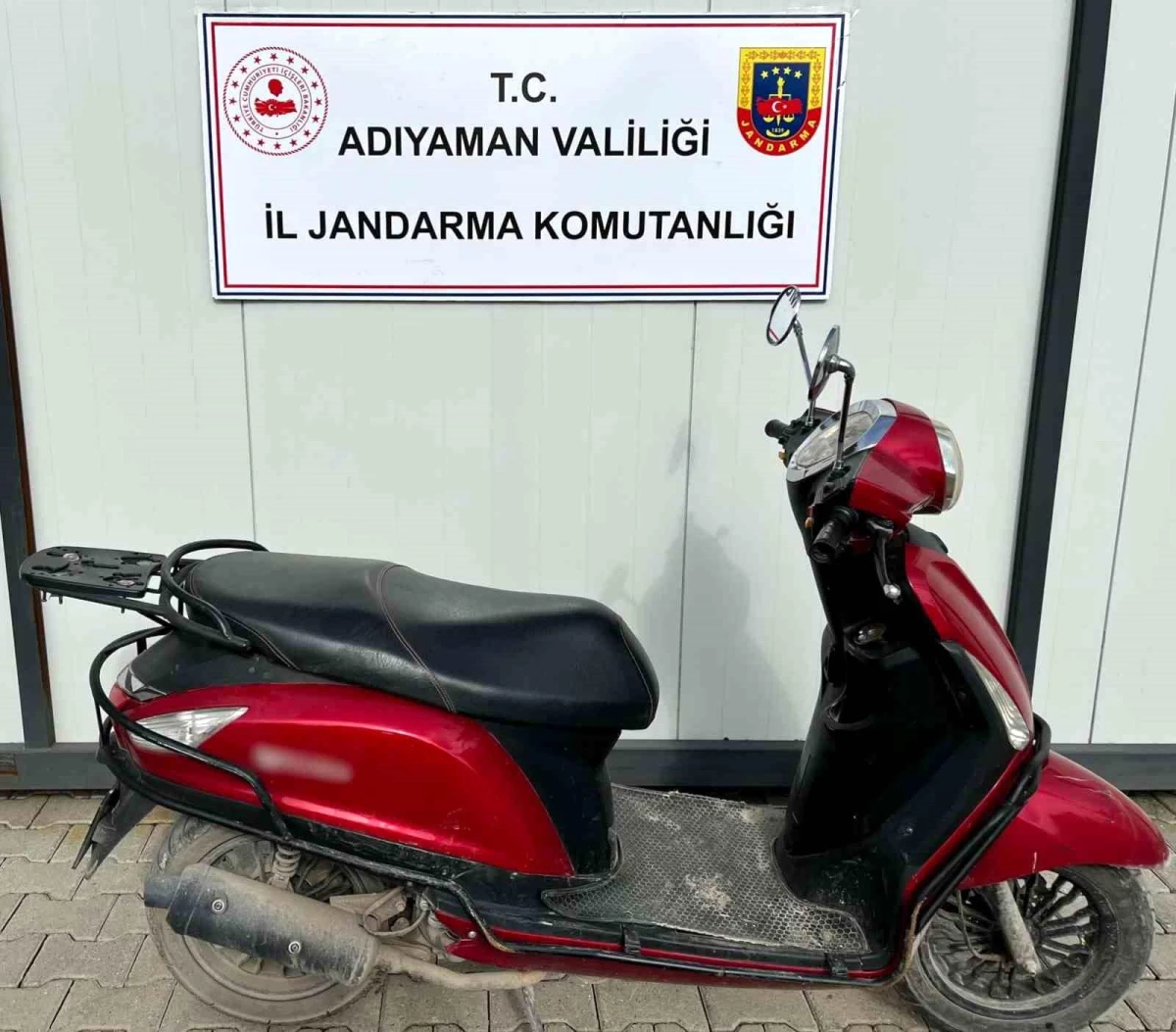 Adıyaman\'da çalınan motosiklet jandarma ekipleri tarafından bulundu