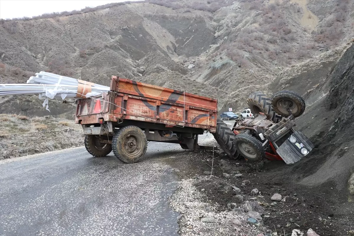 Çorum\'un Boğazkale ilçesinde traktör devrildi, sürücü yaralandı