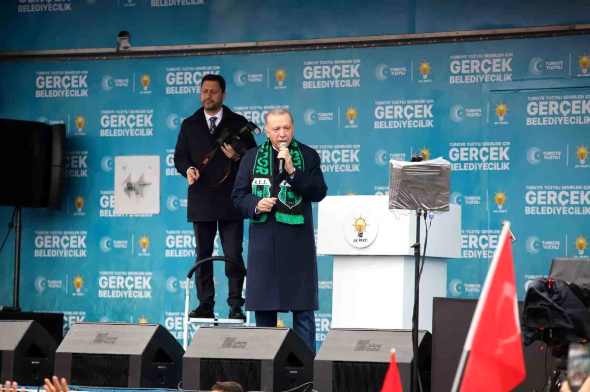 Cumhurbaşkanı Erdoğan: CHP\'nin Kandil ile gizli ittifakı kimse tarafından bilinmiyor