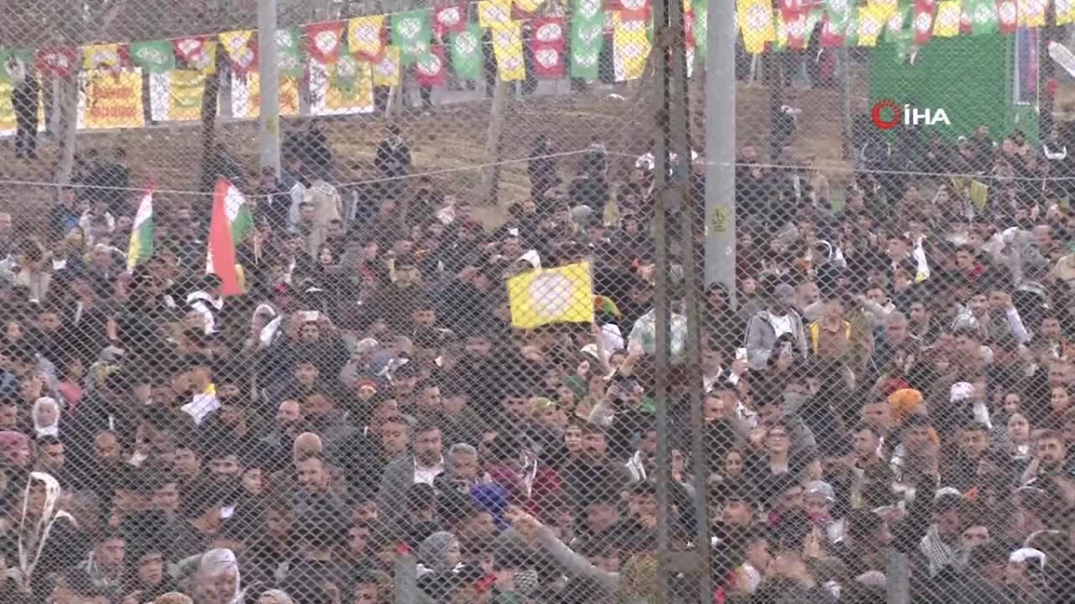 Diyarbakır\'da Nevruz kutlamasında terör propagandasına 166 gözaltı