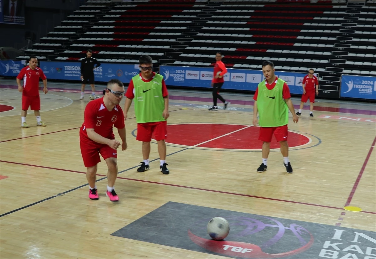 Down Sendromlu Futsal Milli Takımı, dünya şampiyonluğunu kazanarak tarih yazmak istiyor