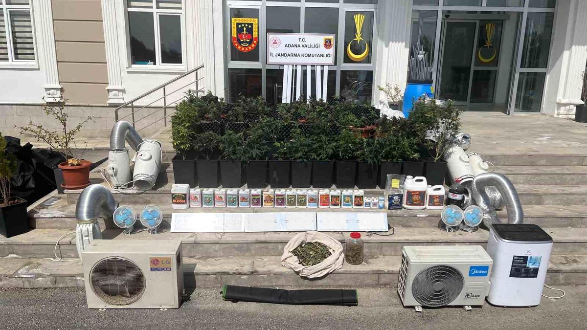 Adana\'da Uyuşturucu Üreten Eve Operasyon: Çok Sayıda Uyuşturucu Madde ve İklimlendirme Sistemi Ele Geçirildi