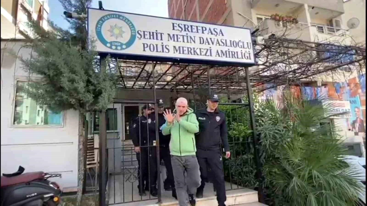 İzmir\'de Cinayet ve Yağma Zanlıları Yakalandı