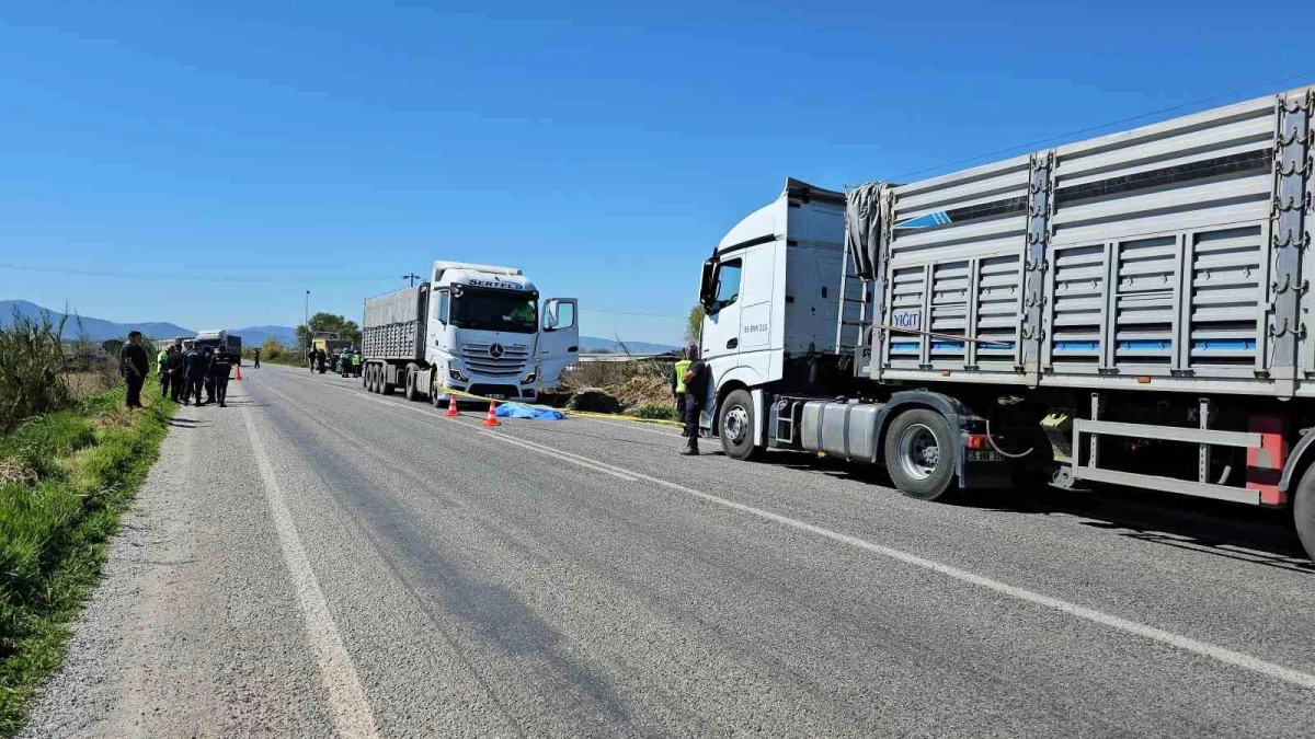 Emekli trafik polisi, arızalanan aracının altında kalarak hayatını kaybetti