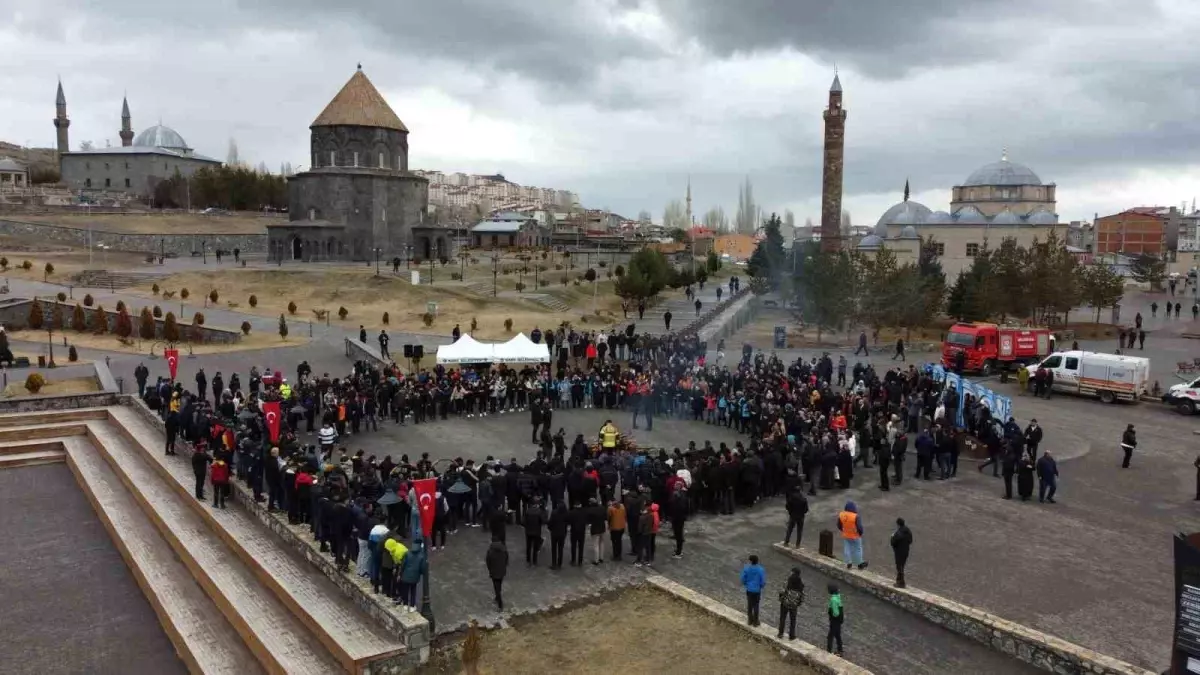 Kars\'ta Nevruz Bayramı Coşkusu